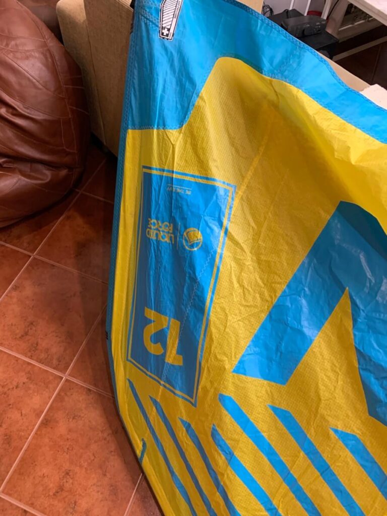 2019 Liquid Force NV V9 12m surfilohe lohe kite kasutatud tiib