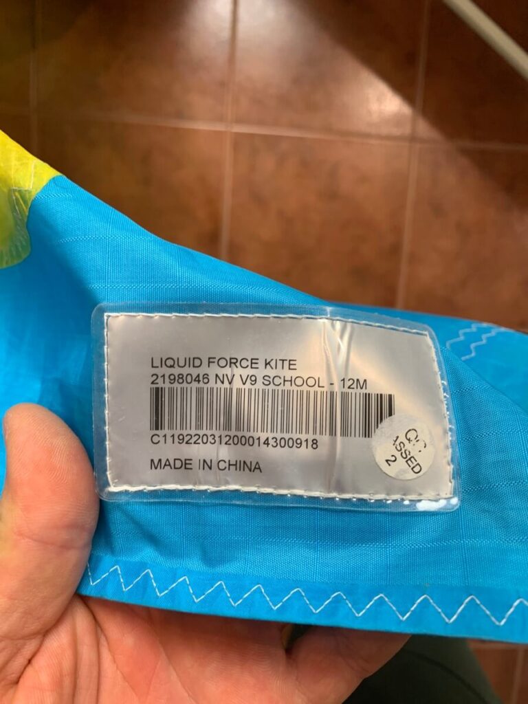 2019 Liquid Force NV V9 12m surfilohe lohe kite kasutatud ventiil silt