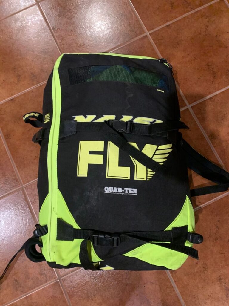 2017 Naish Fly 17m light wind kite vaikse tuule surfilohe lohe kott