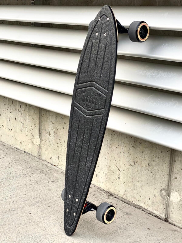 Mogul Custom longboard black must rula pealt deck