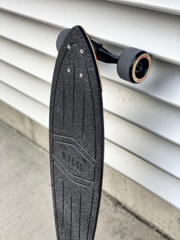 Mogul Custom longboard black must rula truckid